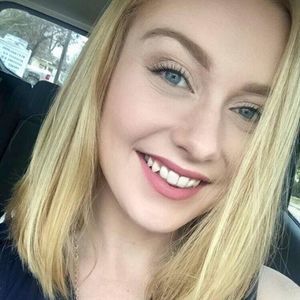 Meet your Posher, Kenzie